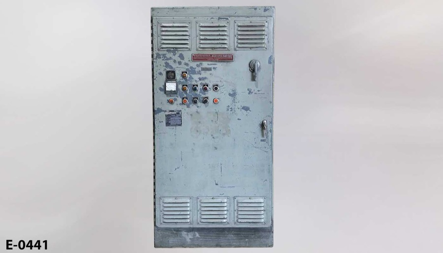 Electronic control console, 10 station, 2 gauges, and (3) 9"w x 8"t, stock number E-0441