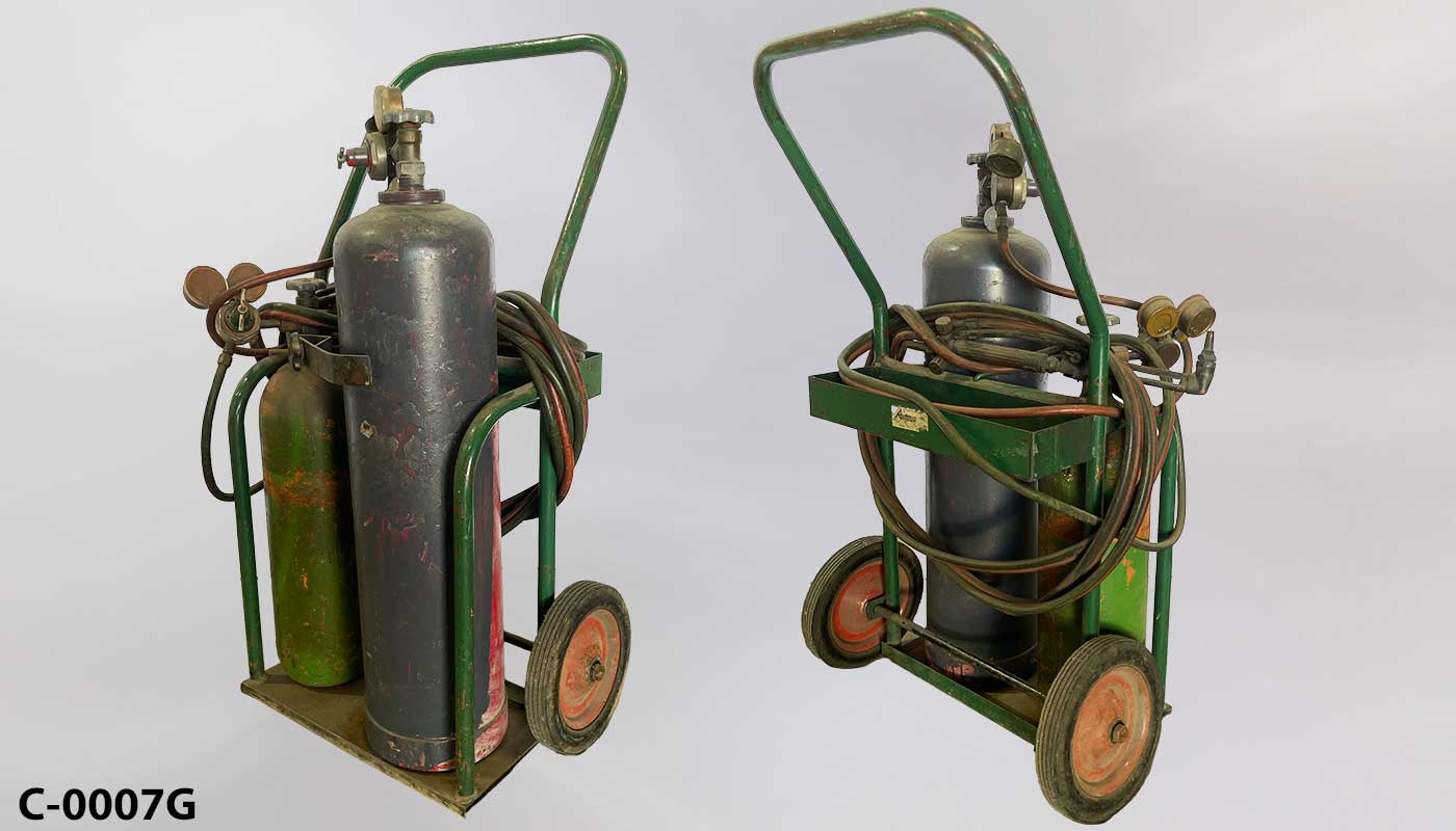 Welder's cart 22"wx41"t, stock number C-0007g