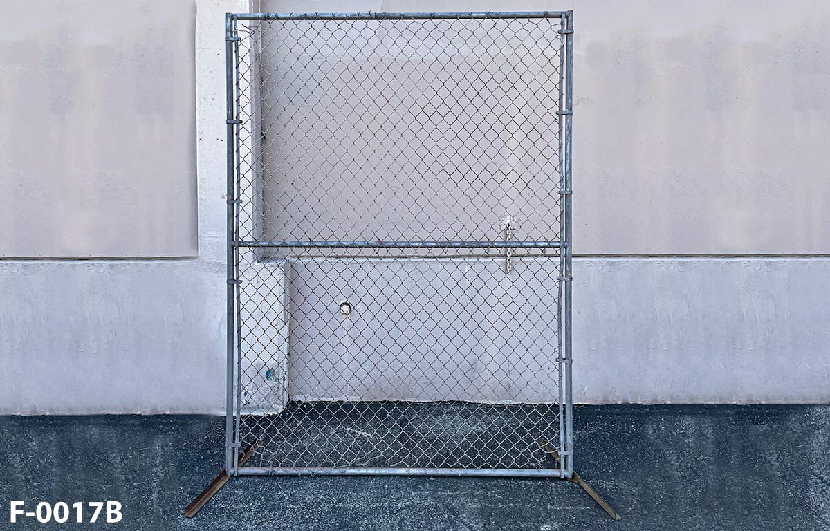 Chainlink fence, stock number F-0017b