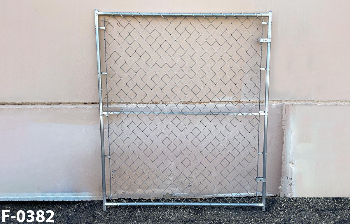 Chainlink fence, stock number F-0382