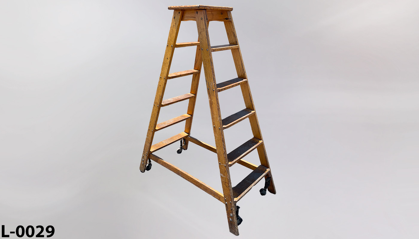 Ladder, stock number L-0029