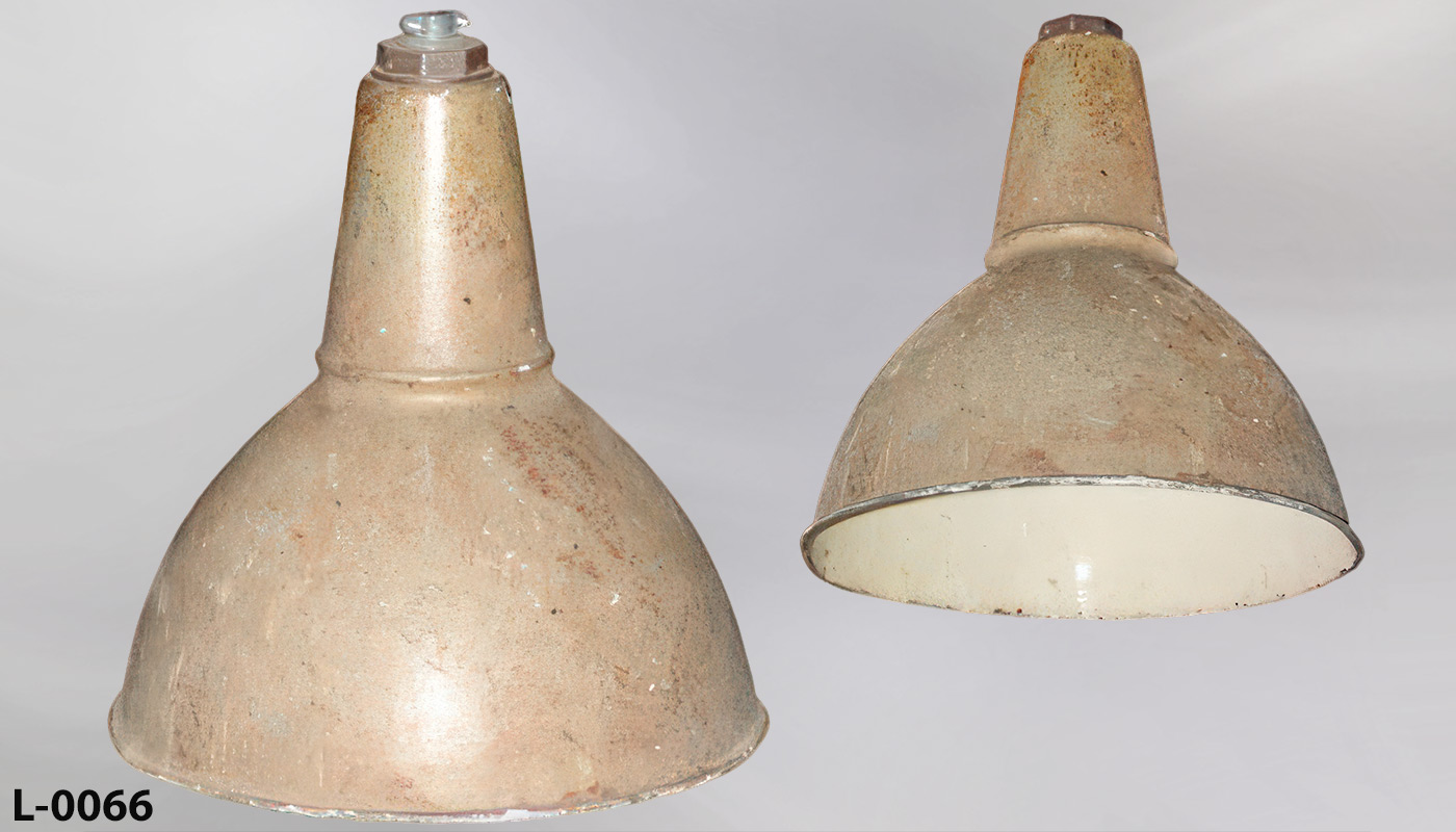 Light, stock number L-0066