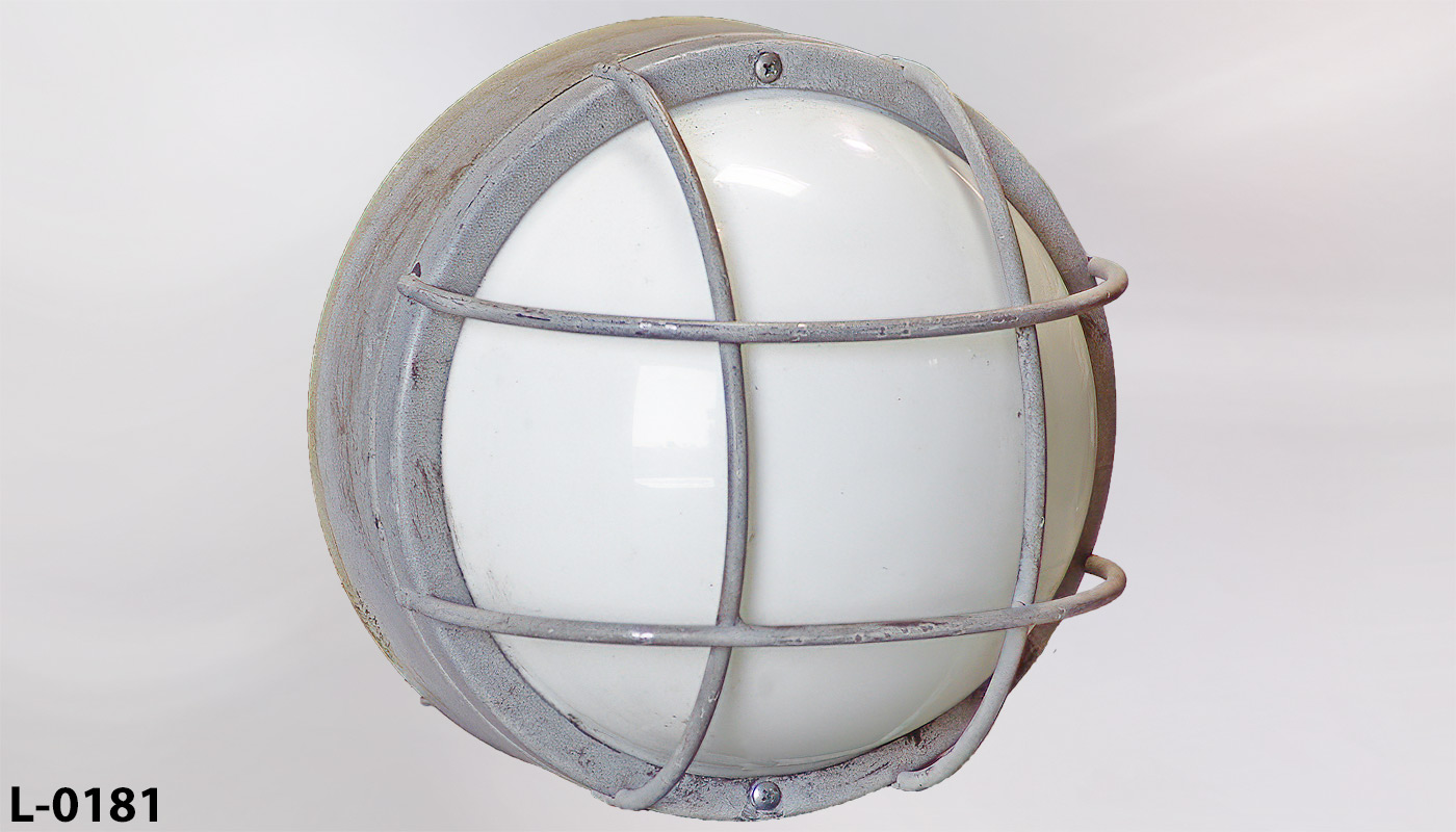 Light, stock number L-0181