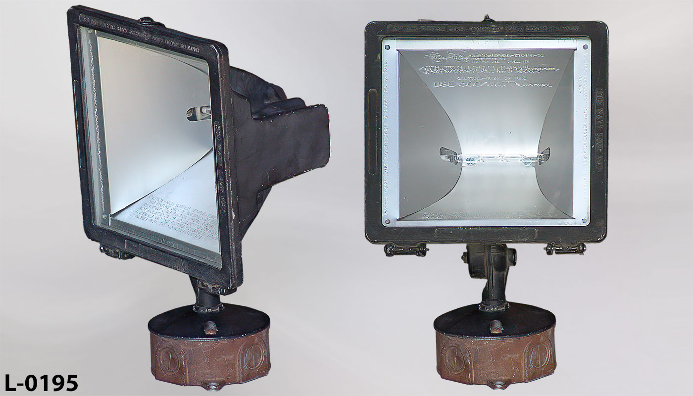 Light, stock number L-0195