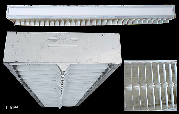 Light, stock number L-0255