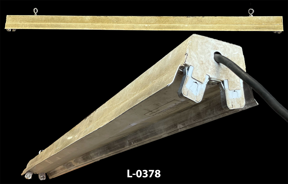 Light, stock number L-0378