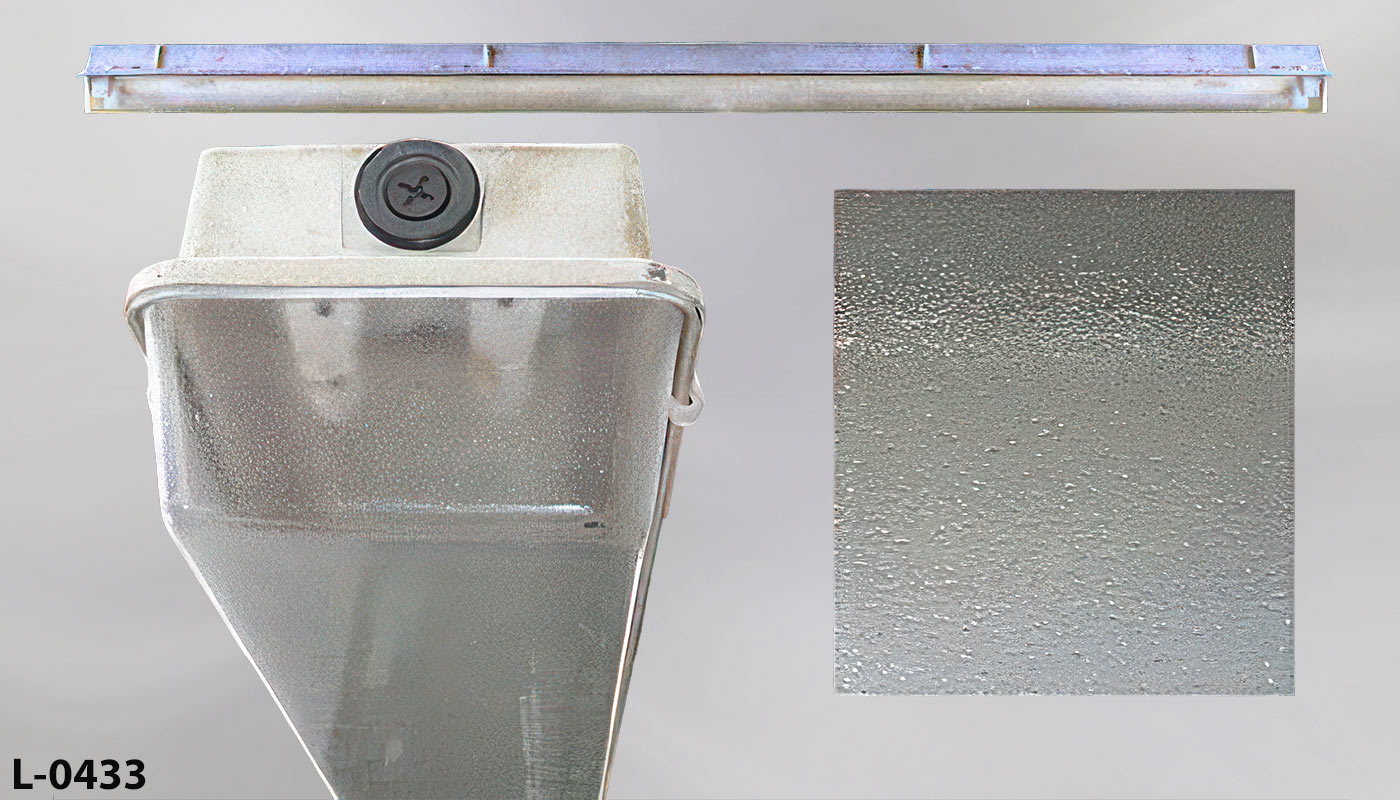Light, stock number L-0433