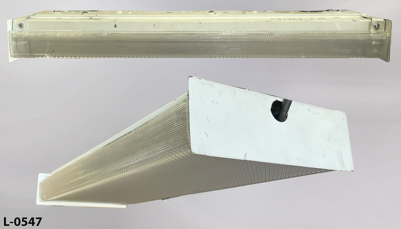 Light, stock number L-0547
