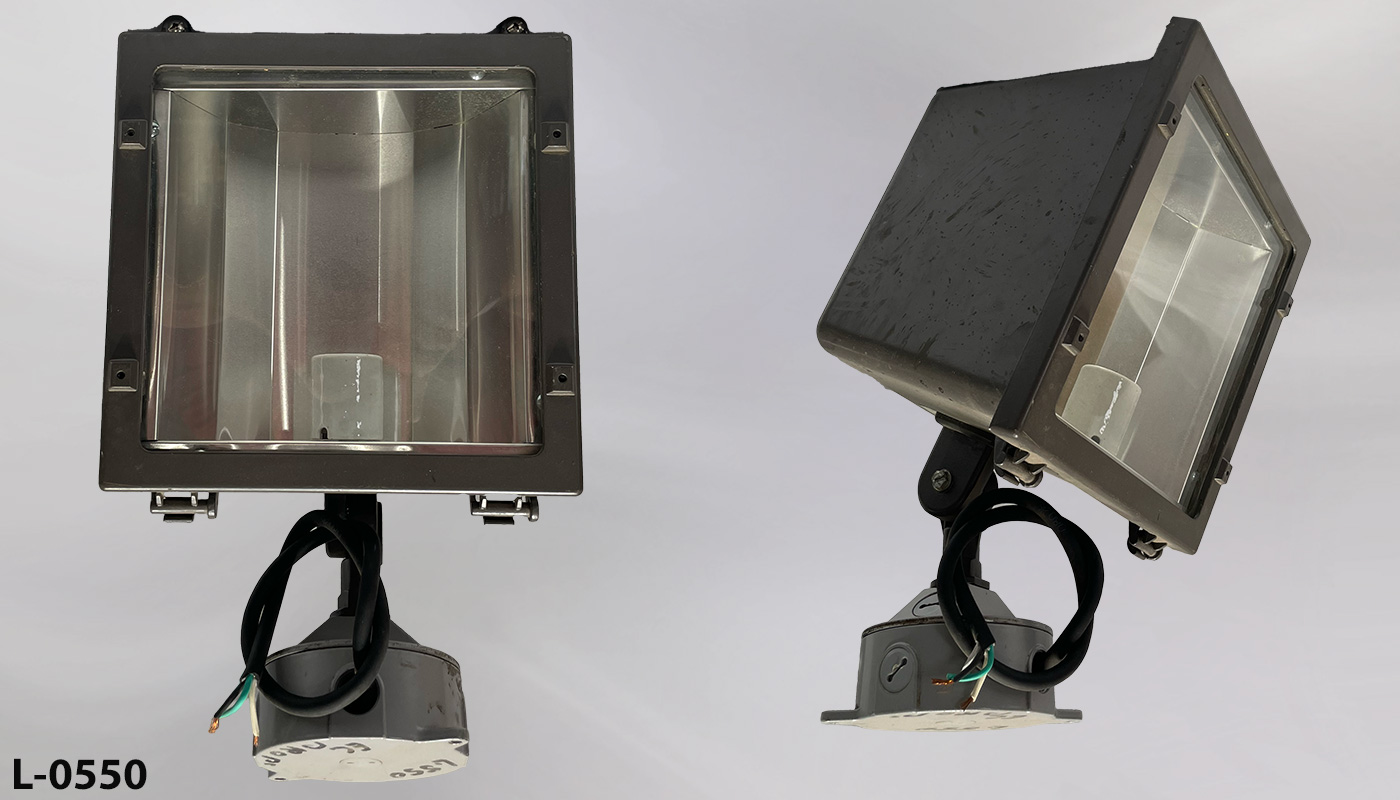 Light, stock number L-0550
