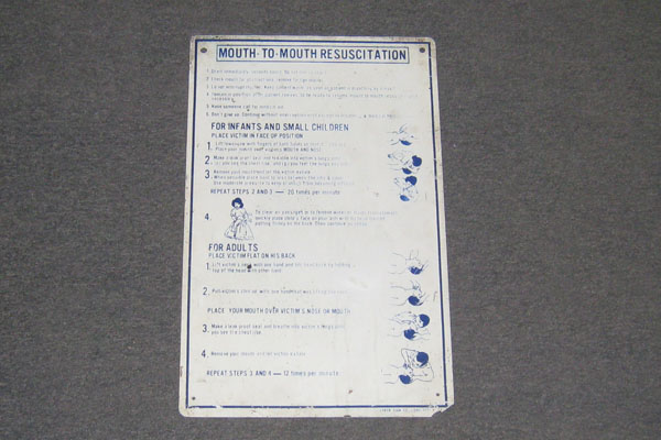 Sign-Mouth To Mouth Resuscitation, stock number S-0384