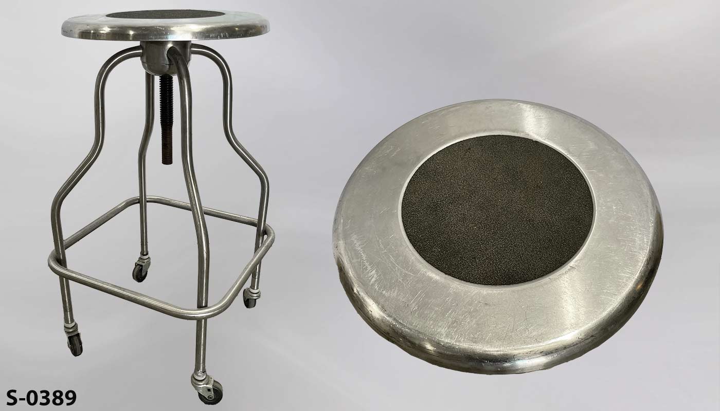 Stool, stock number S-0389
