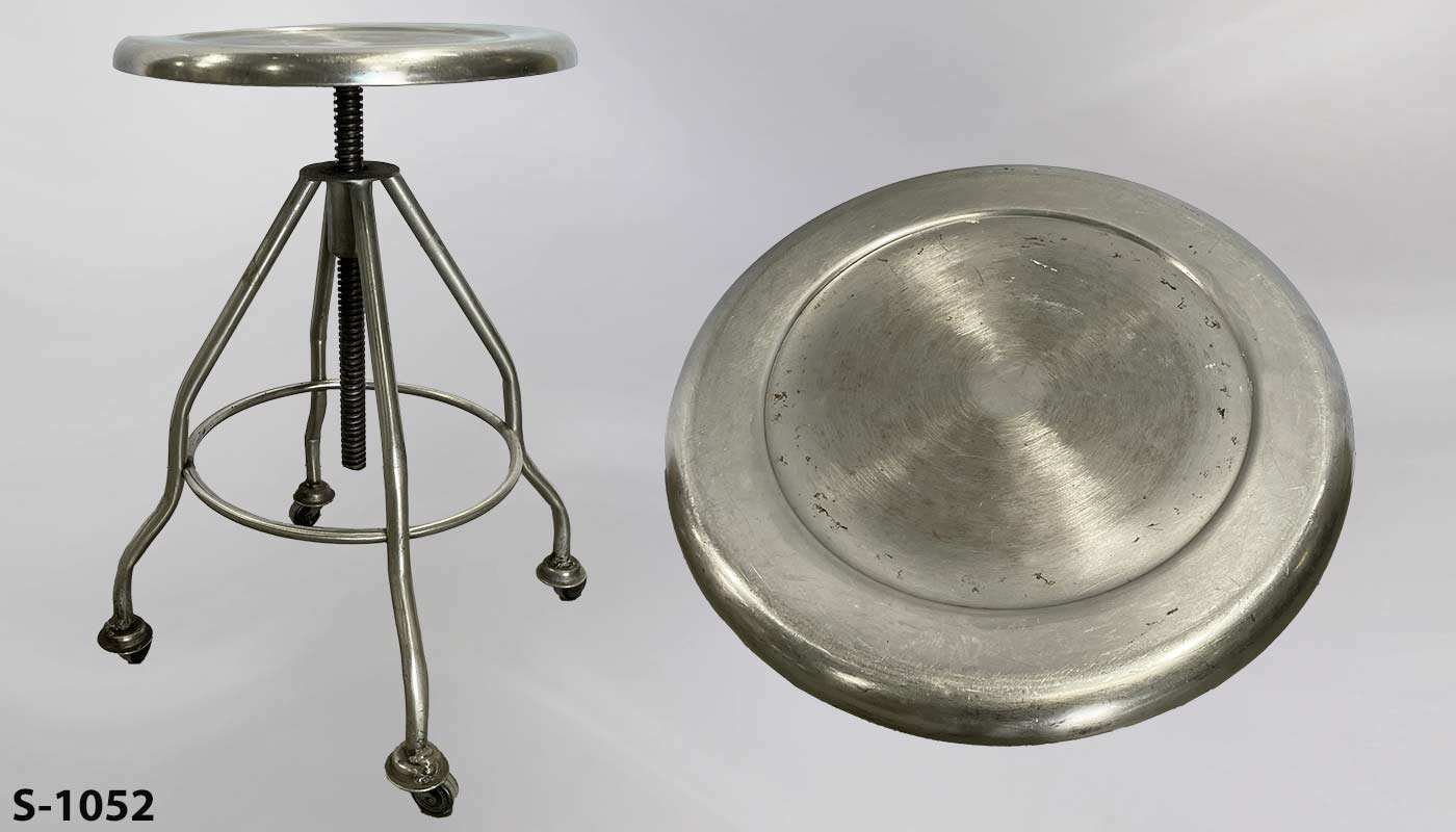 Stool, stock number S-1052