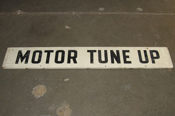 Sign-Motor Tune Up, stock number S-1816