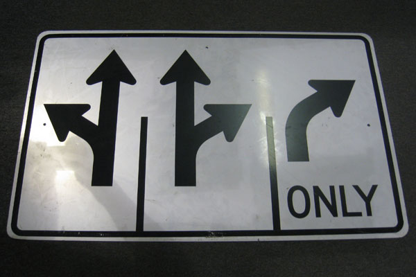 Sign-Arrow symbols of 3 different legal turns, stock number S-2088
