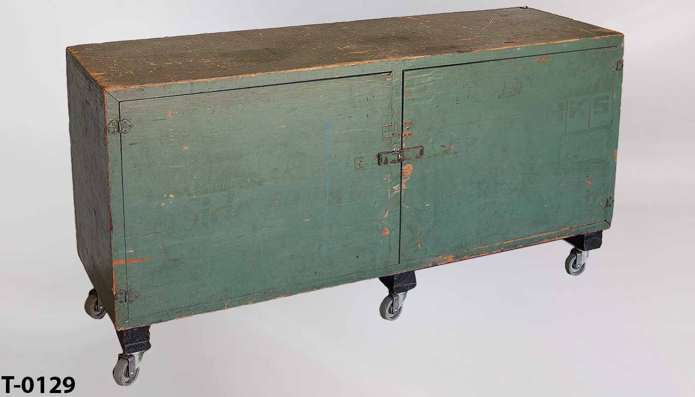 Table/cabinet, stock number T-0129