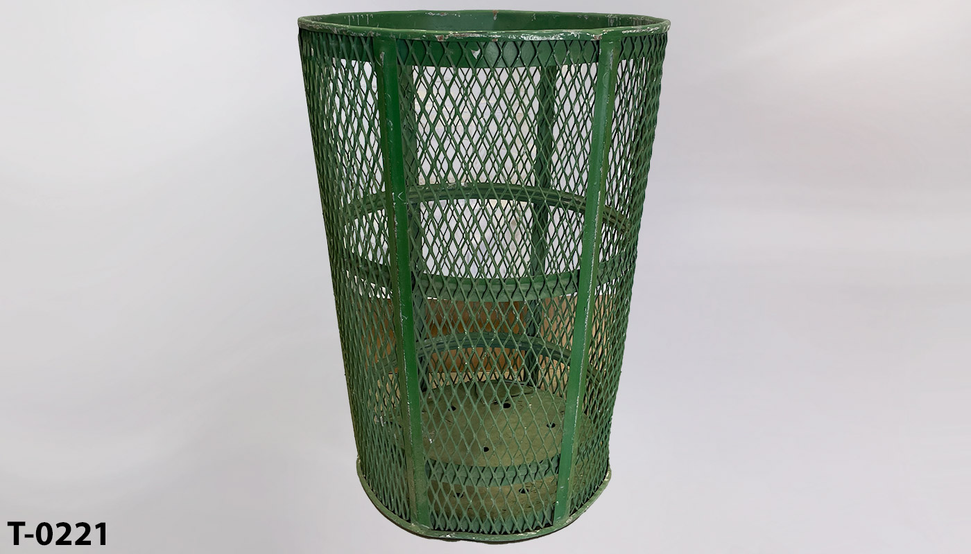 Trash can, stock number T-0221
