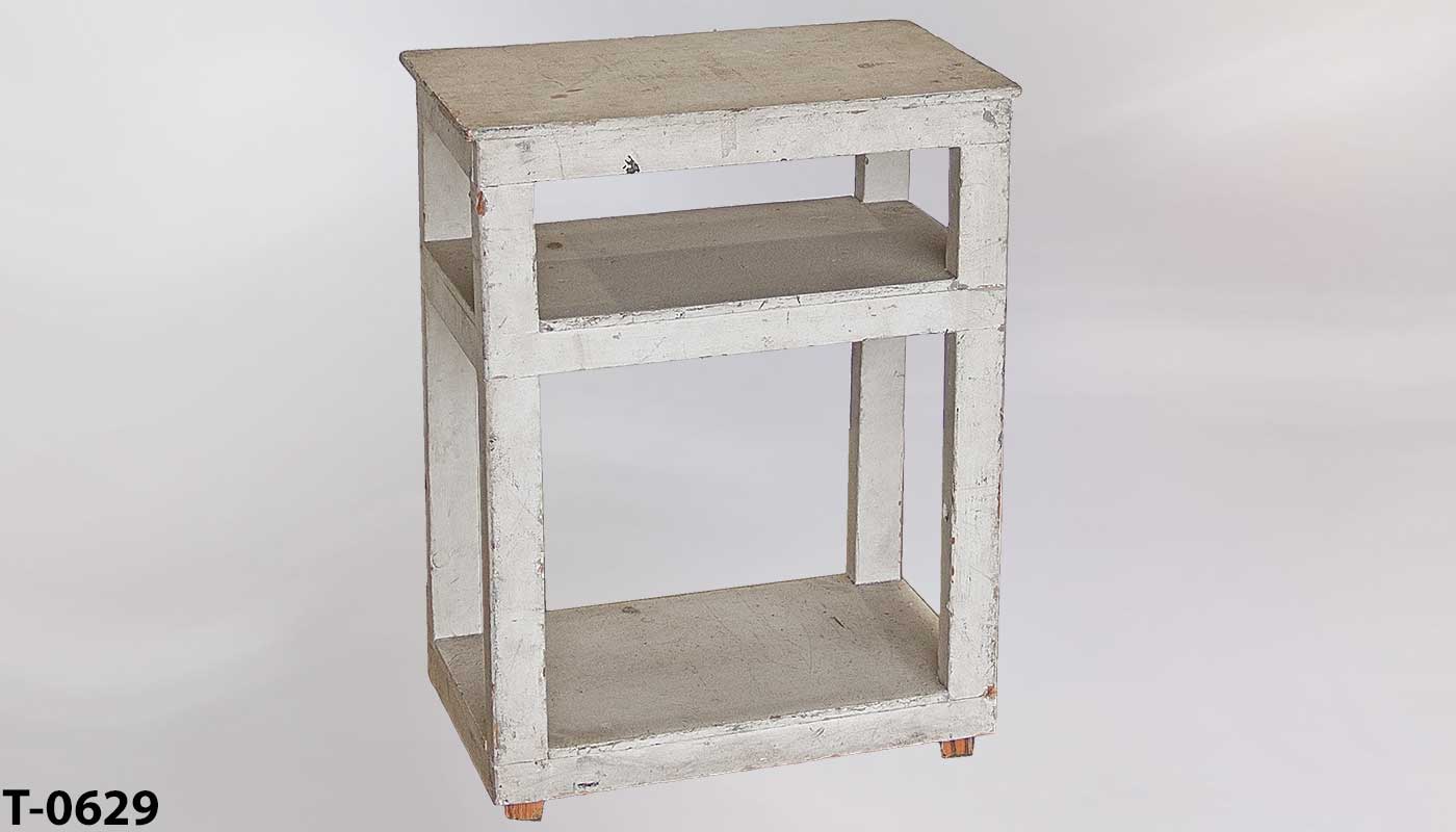 Table, stock number T-0629