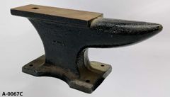 Anvil, mini, black, 9"wx3"dx4"t, stock number A-0067c