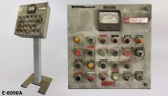 Electronic control pedestal, 23 station, w/ gauge (missing lens), stock number E-0090
