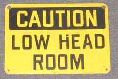 Sign-Caution low head room, metal, blk/yellow, 10"w x 7"t, stock number S-0201