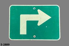Sign-Right Turn Arrow, green/white, metal, 21"w x 15"t, stock number S-2889
