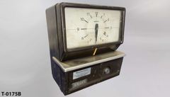 Time clock, photo 2 of 2, T-0175B