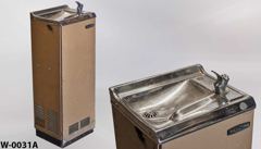 Water fountain, free standing, brown, 16"wx13"dx41"t, stock number W-0031a